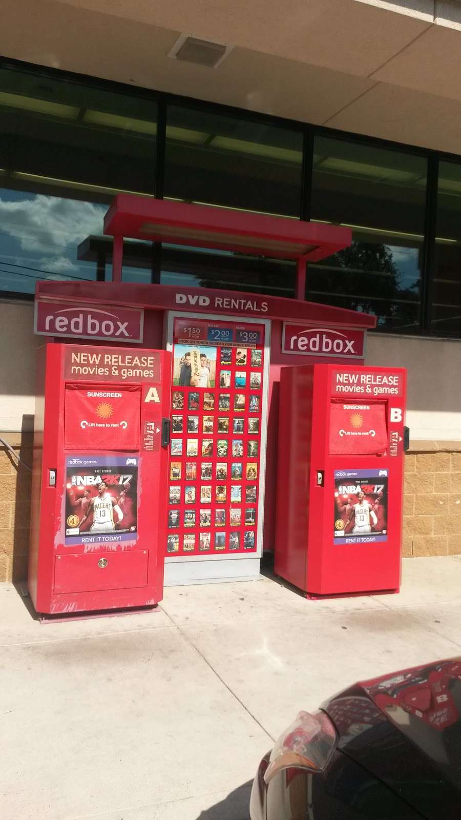 Redbox | 10718 Bandera Rd, San Antonio, TX 78250, USA | Phone: (866) 733-2693