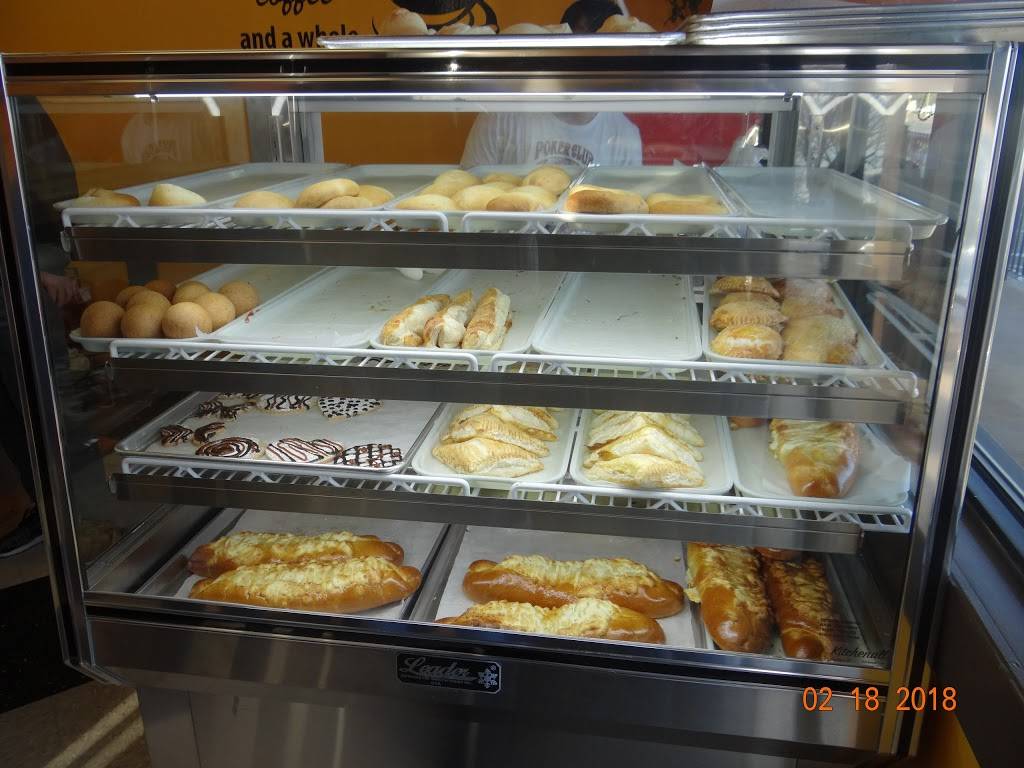 Cafe & Sabor Bakery And Restaurant | 7102 Hull Street Rd, Richmond, VA 23235, USA | Phone: (804) 271-1635