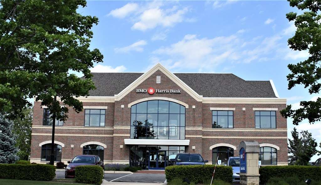 BMO Harris Bank - Only Drive-Up Open | 1433 Pabst Farms Cir, Oconomowoc, WI 53066, USA | Phone: (262) 200-2265