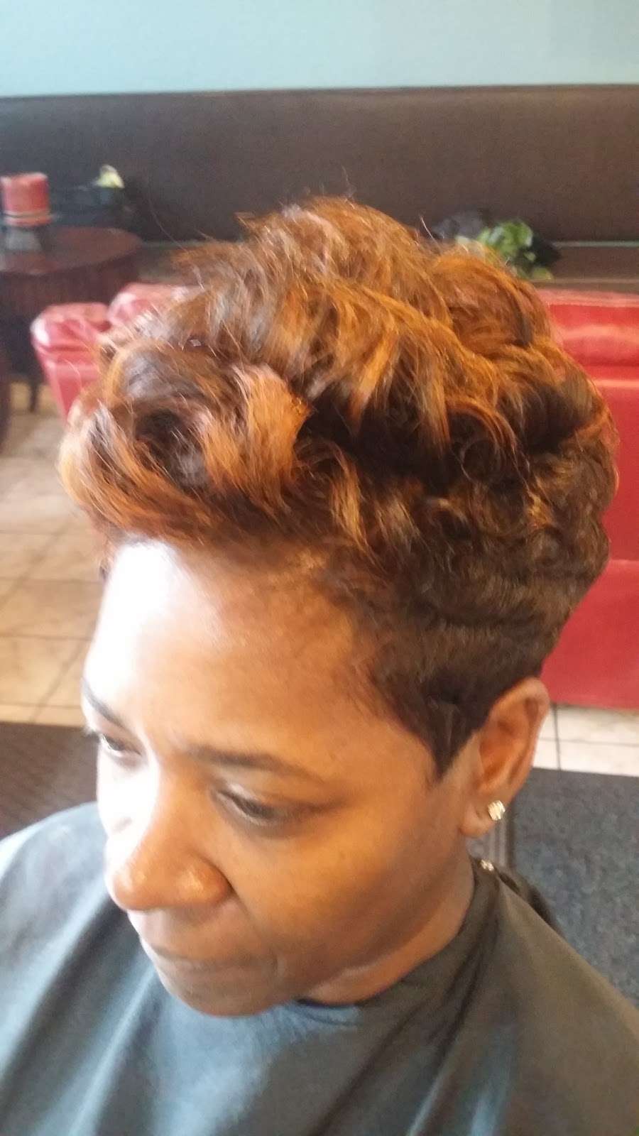 Angies Hair Salon | 2006, 1922 E 71st St, Chicago, IL 60649, USA | Phone: (773) 947-9305