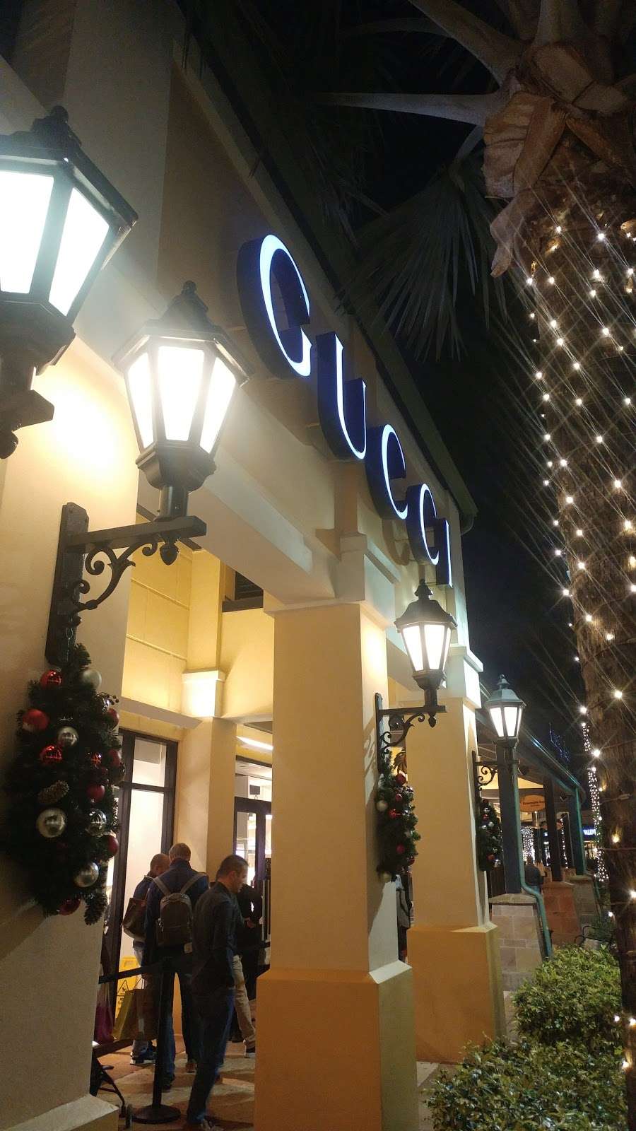 Gucci Sawgrass Outlet, 1700 Sawgrass Mills Circle, Suite 3601