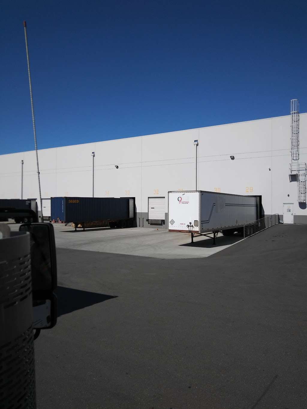 Encore Glass | Fairfield, CA 94534, USA | Phone: (707) 745-4444