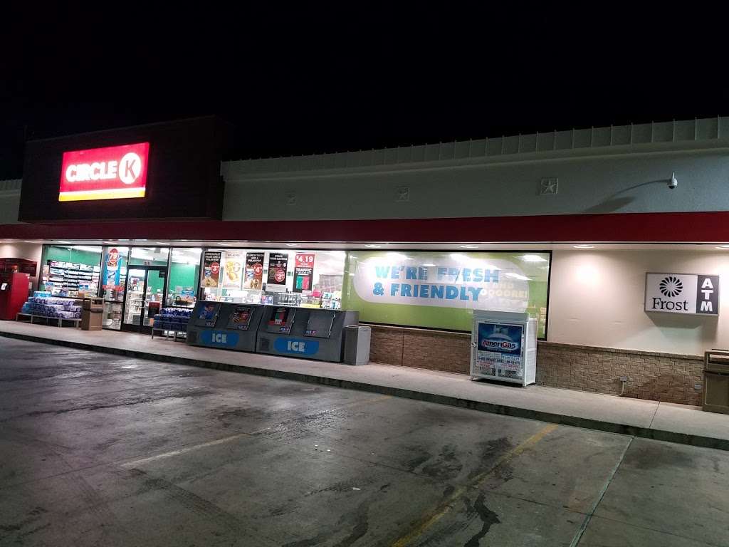 Valero | 12511 SW Loop 410, San Antonio, TX 78224, USA | Phone: (210) 628-4166