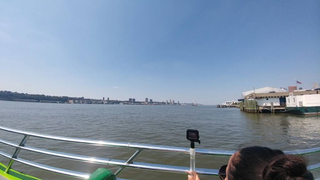 The BEAST Speedboat Ride | Pier 83 W 42nd Street and 12th Avenue, Just South of Circle Line Box Office, New York, NY 10036, USA | Phone: (212) 563-3200