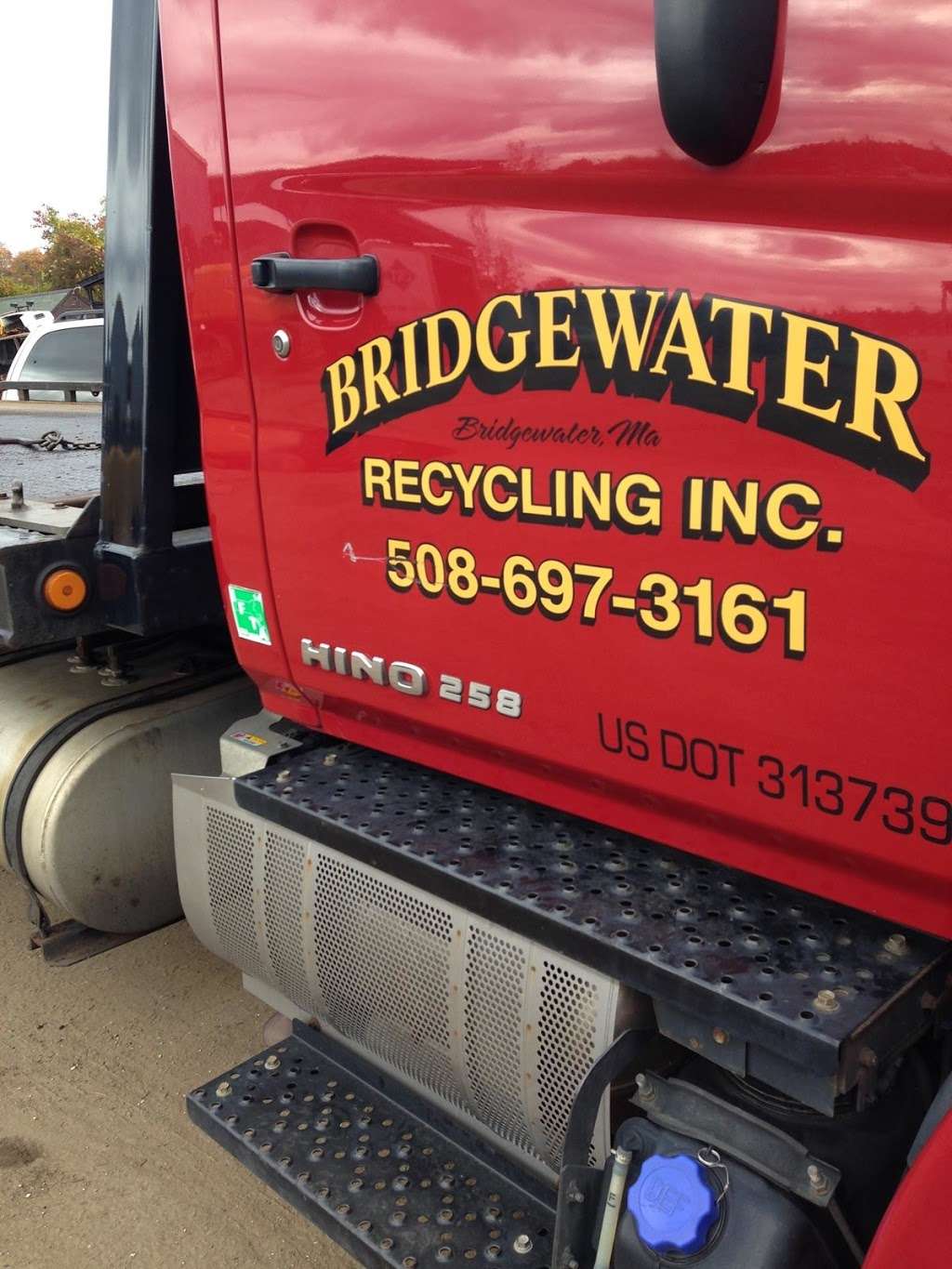 Bridgewater Recycling Inc | 44 Water St, Bridgewater, MA 02324, USA | Phone: (508) 697-3161