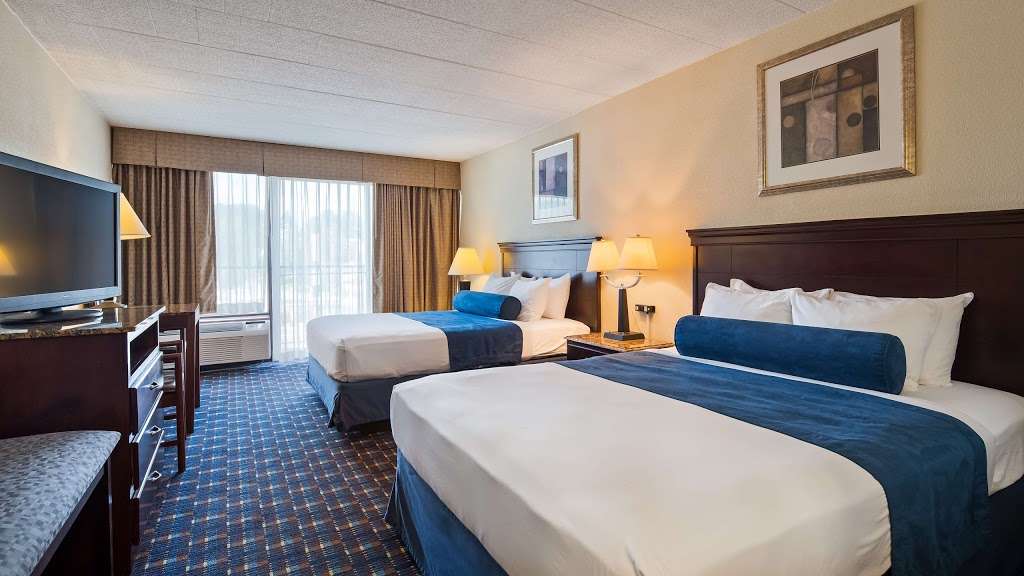 Best Western Plus Reading Inn & Suites | 2299 Lancaster Pike, Shillington, PA 19607, USA | Phone: (610) 777-7888