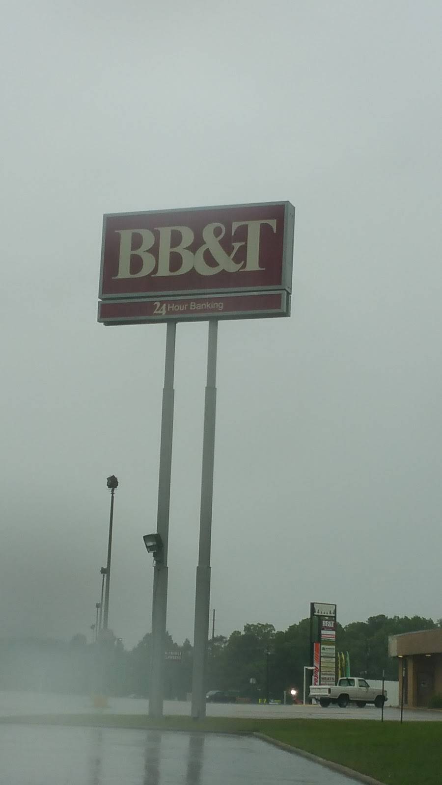 BB&T | 1602 Forestdale Plaza, Forestdale, AL 35214, USA | Phone: (205) 445-2245