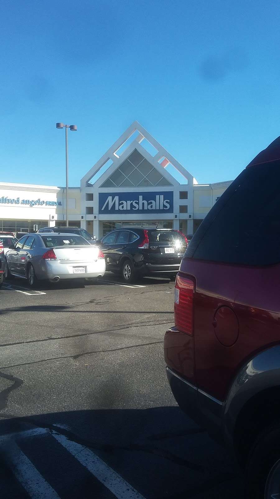 Marshalls | 1250 S Washington St, Attleboro, MA 02760, USA | Phone: (508) 643-1020