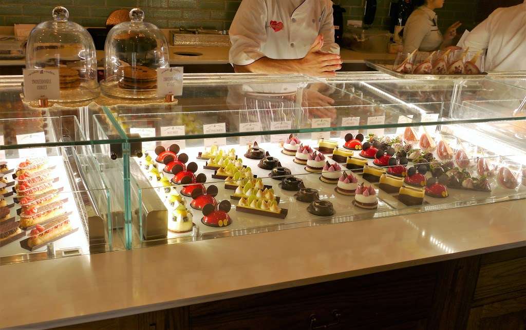 Amorettes Patisserie | 1536 East Buena Vista Drive #1A, Orlando, FL 32830, USA | Phone: (407) 934-3500