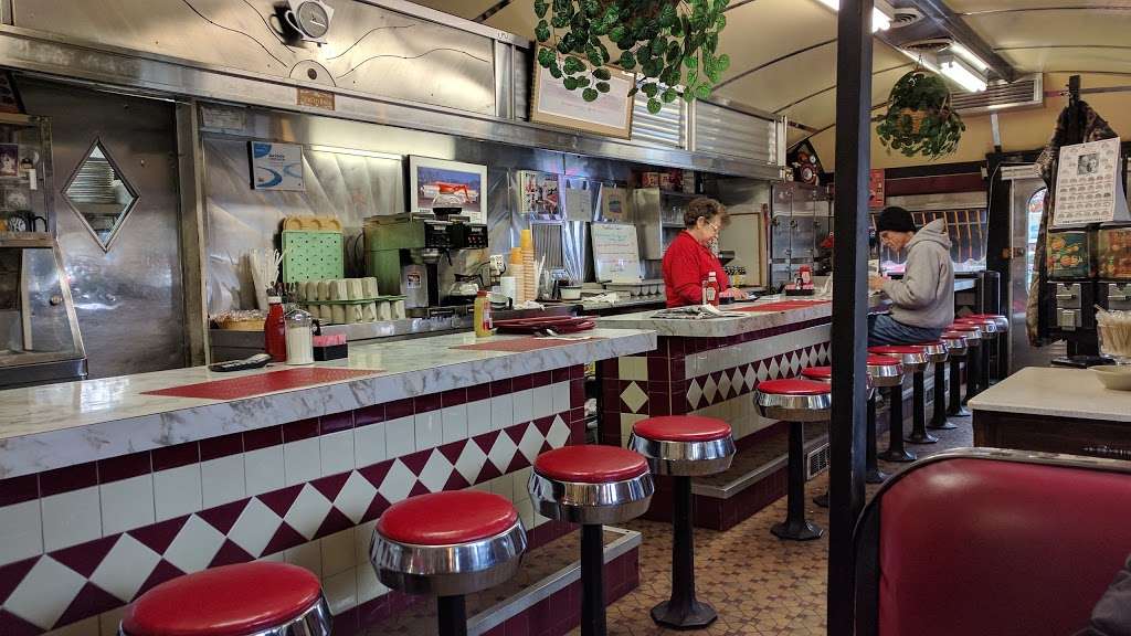 Roadside Diner | 5016 NJ-33, Wall Township, NJ 07727, USA | Phone: (732) 919-1199