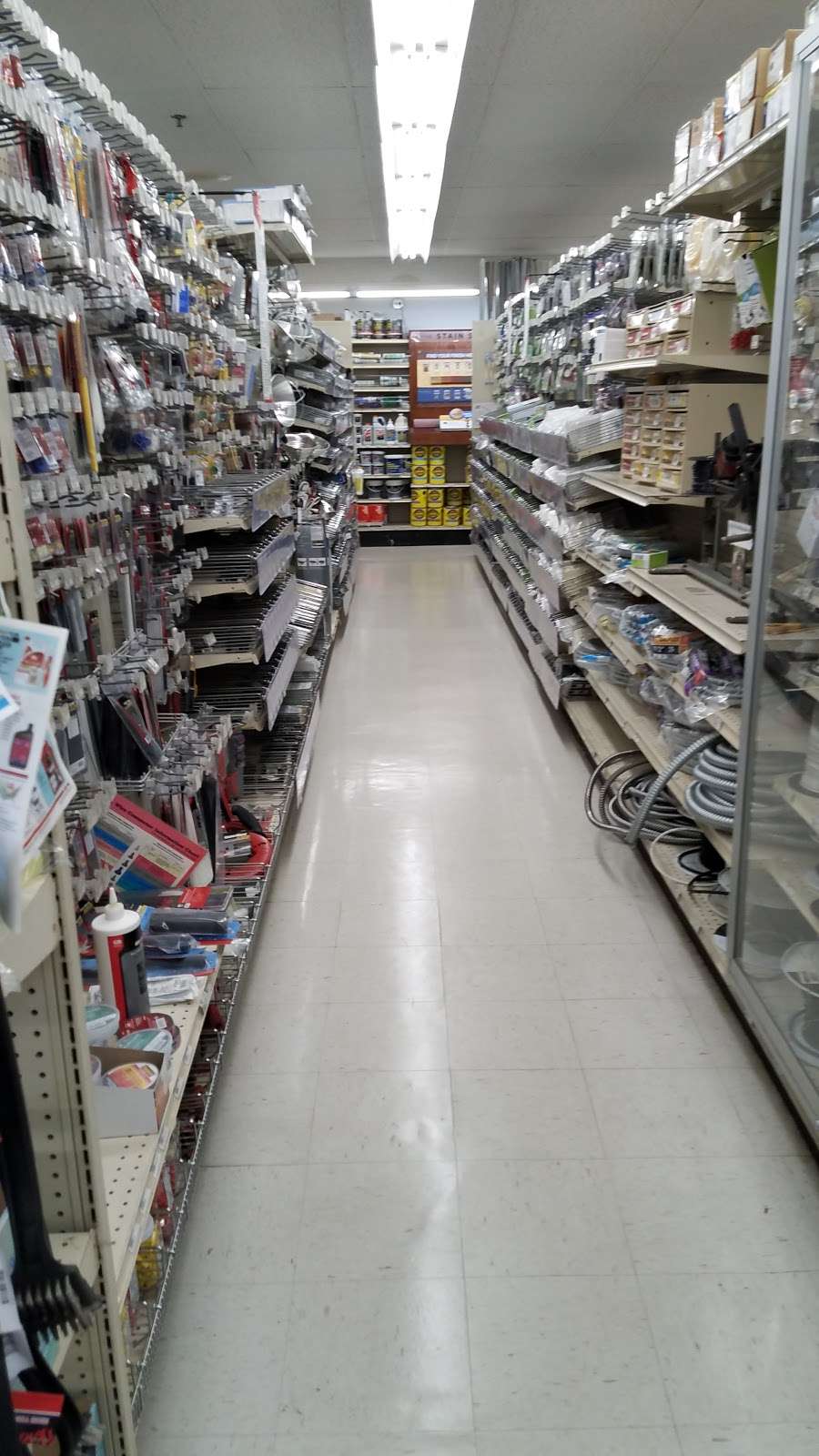 Gordon S Ace Hardware Harlem Foster 7230 W Foster Ave Chicago Il 60656 Usa