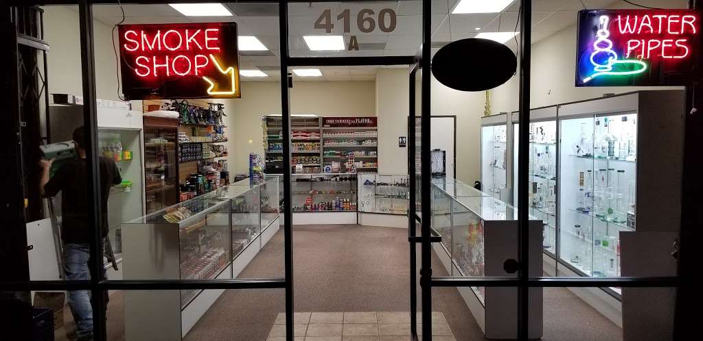 Royal Smoke Shop | 4160 Highland Ave, Highland, CA 92346, USA | Phone: (909) 862-2980