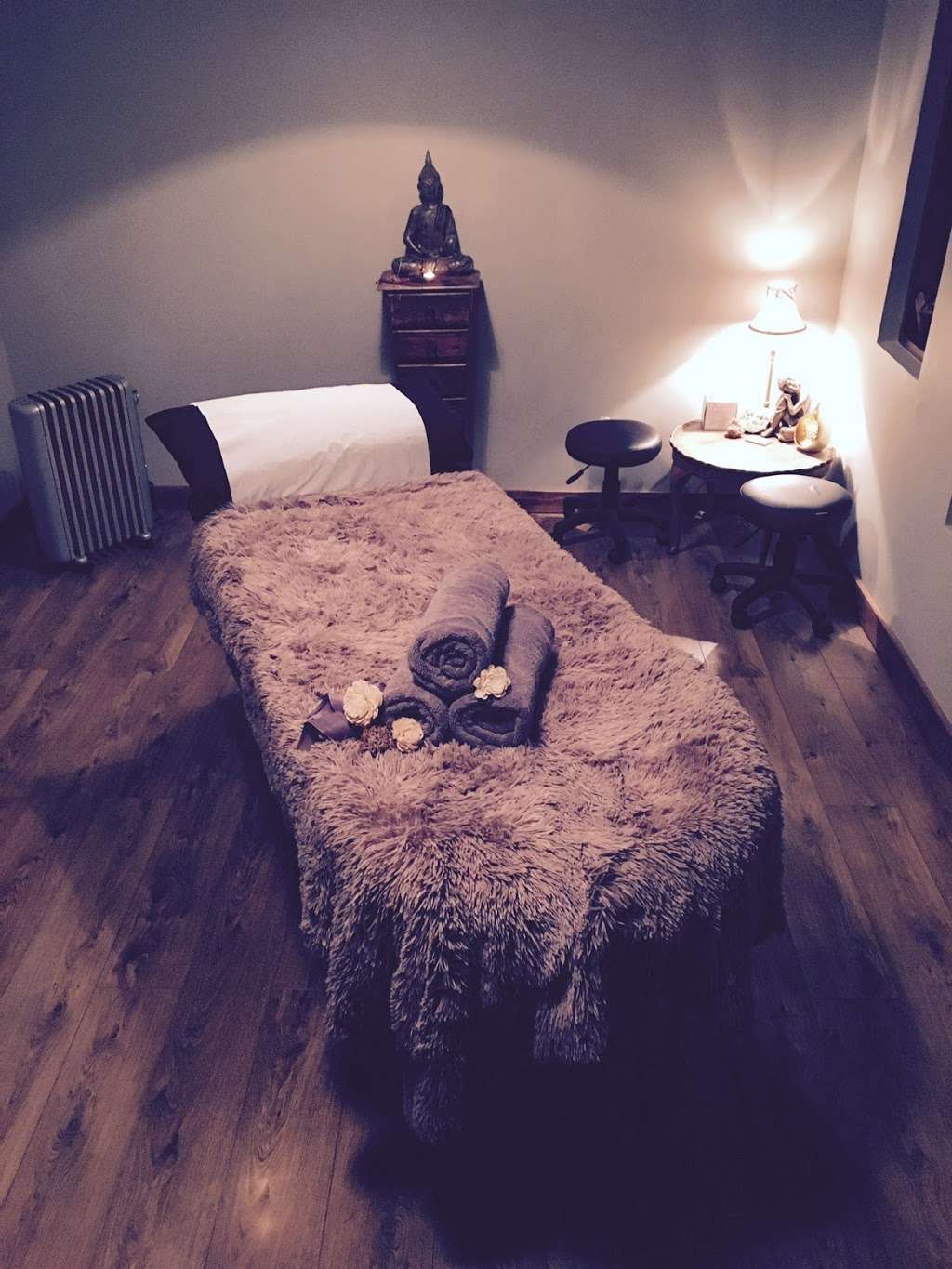 Amor Therapies | Wareside, Ware SG12 7QP, UK | Phone: 07525 719993