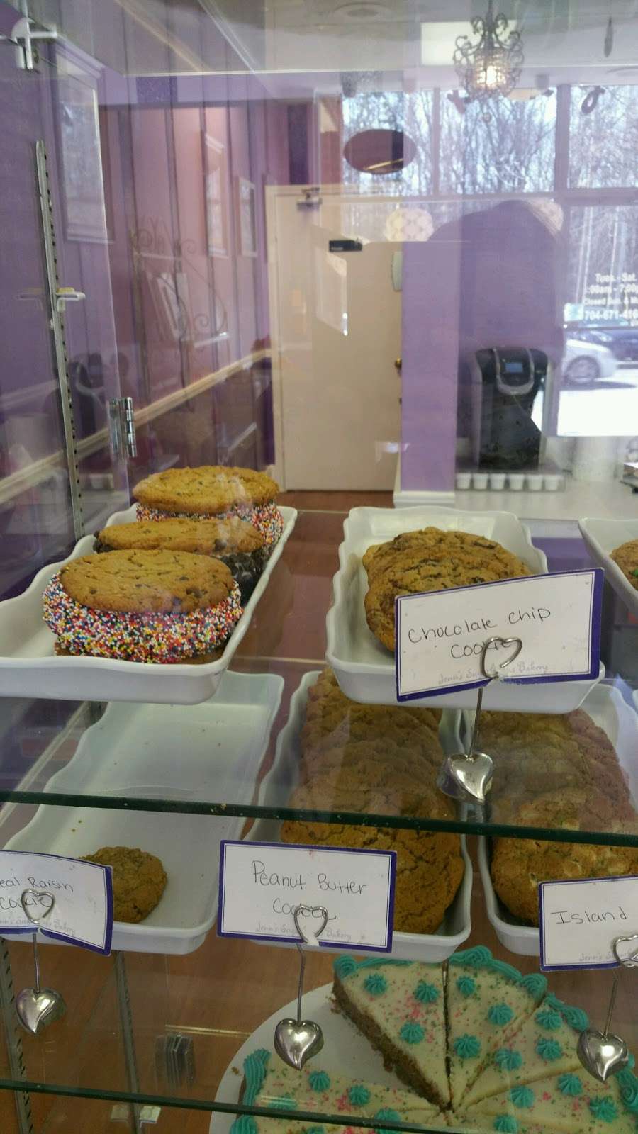 Sugarlicious Bakery | 3078 E Franklin Blvd, Gastonia, NC 28056, USA | Phone: (704) 671-4160