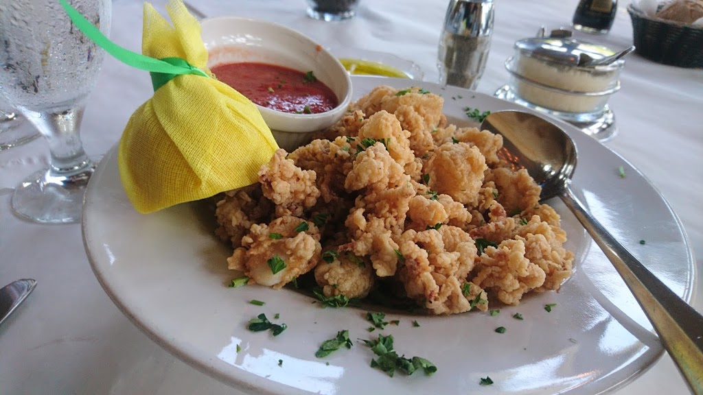 Cafe Calamari | 10 E Geneva St, Williams Bay, WI 53191, USA | Phone: (262) 245-9665