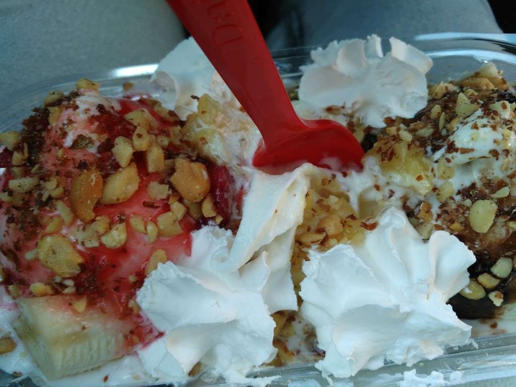 Dairy Queen | 24171 US-27, Lake Wales, FL 33859, USA | Phone: (863) 949-4816