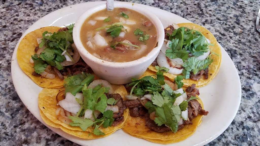 LAS YOLAS Mexican Restaurant | 3950 S Zarzamora St #1, San Antonio, TX 78225