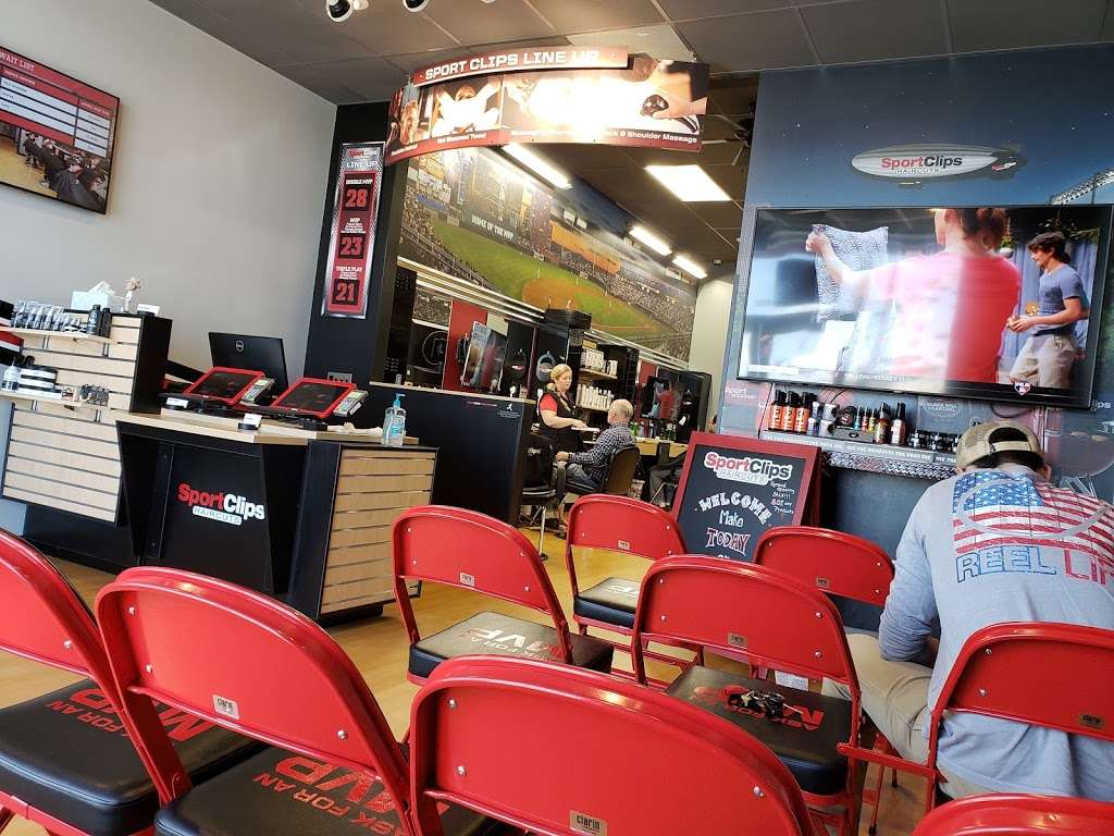 Sport Clips Haircuts of Chambersburg | 500 Walker Rd Suite B, Chambersburg, PA 17201, USA | Phone: (717) 414-7945