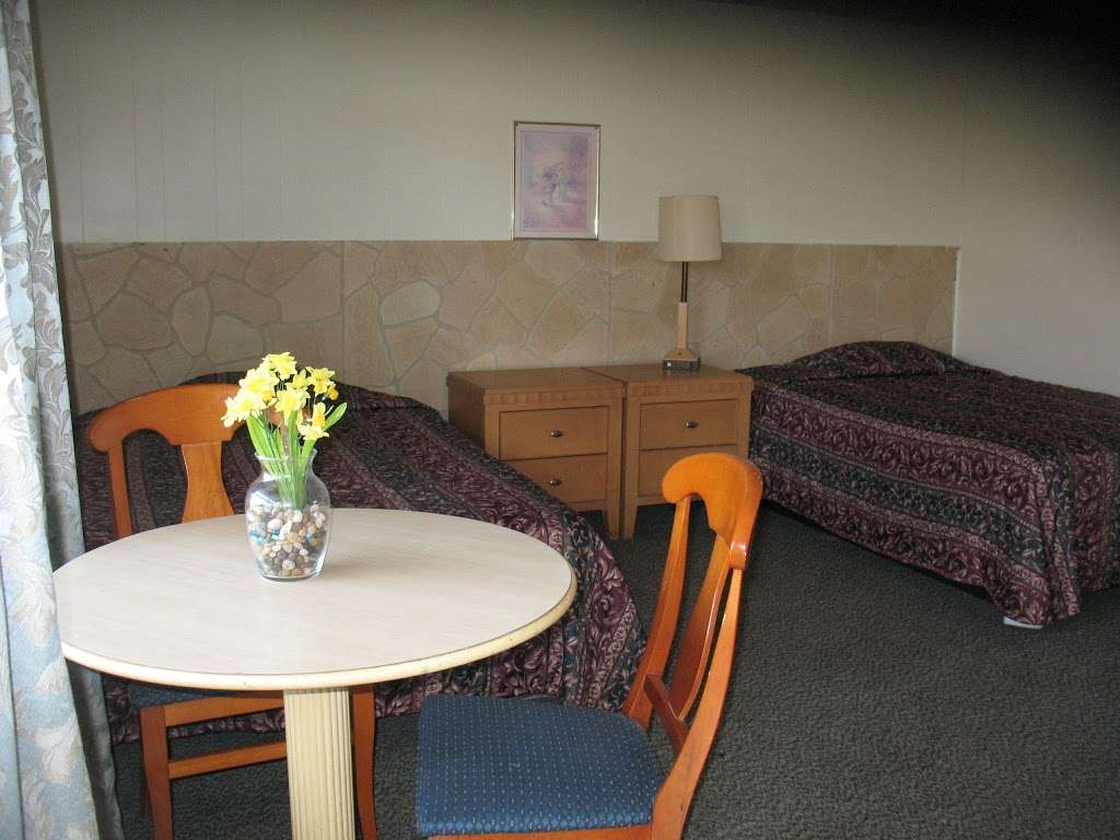 Holiday Harbor Motel | 1023 Atlantic City Blvd, Bayville, NJ 08721 | Phone: (848) 223-7629