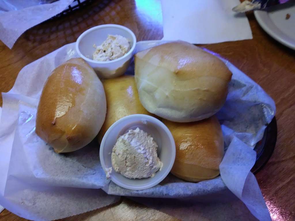 Texas Roadhouse | 740 NW Blue Pkwy, Lees Summit, MO 64086, USA | Phone: (816) 246-3909