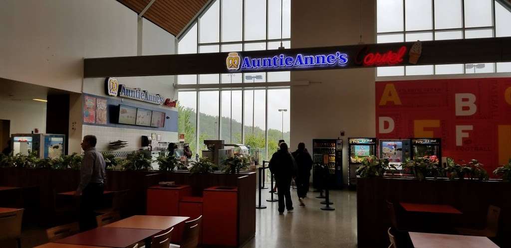 Auntie Annes | 530 John F Kennedy Memorial Hwy, Newark, DE 19702, USA | Phone: (302) 757-9578