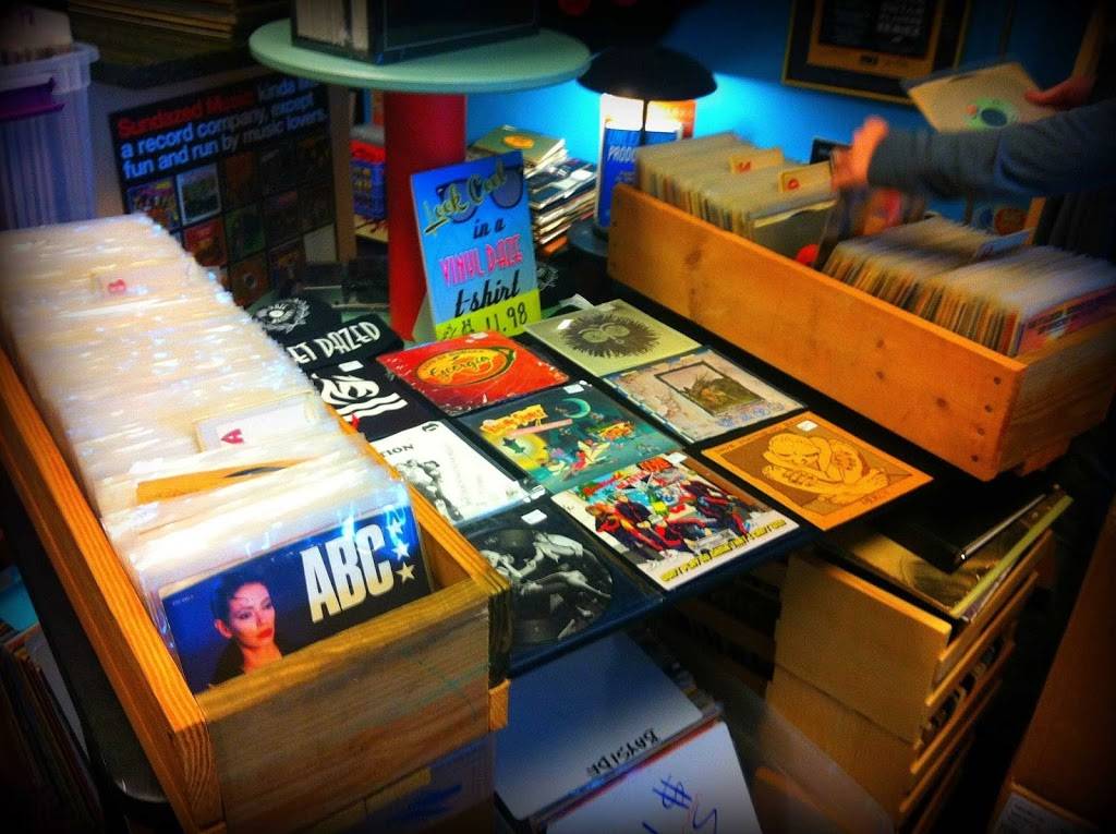 Vinyl Daze Records | 958 Laskin Rd, Virginia Beach, VA 23451, USA | Phone: (757) 963-6363