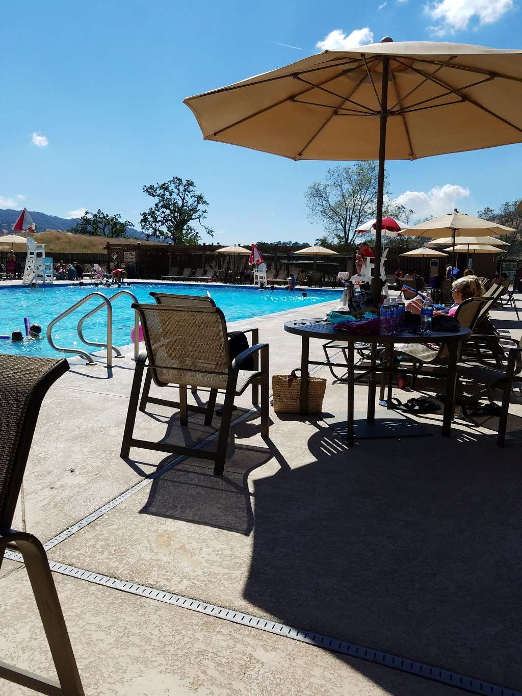 The Oaks Restaurant | 29500 N Lower Valley Rd, Tehachapi, CA 93561, USA | Phone: (661) 821-5521