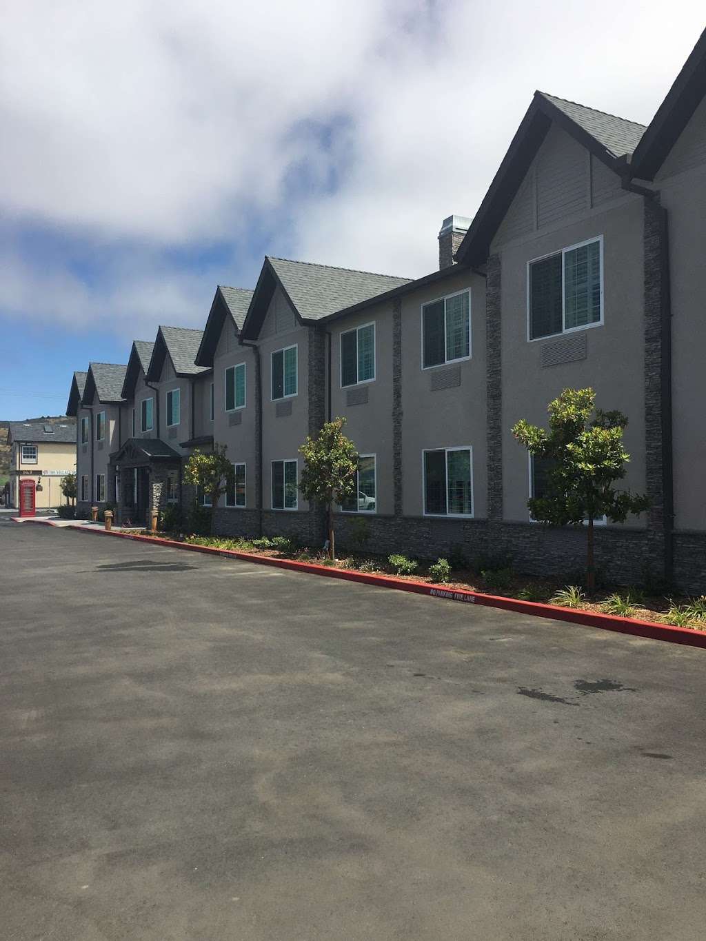 Best Western Plus Camerons Inn | 1400 Cabrillo Hwy S, Half Moon Bay, CA 94019 | Phone: (650) 713-5151