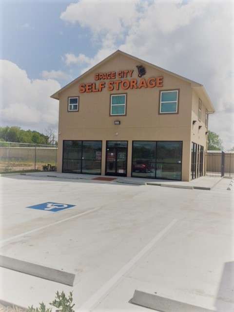 Space City Storage | 13123 Hiram Clarke Rd, Houston, TX 77045, USA | Phone: (713) 766-5578