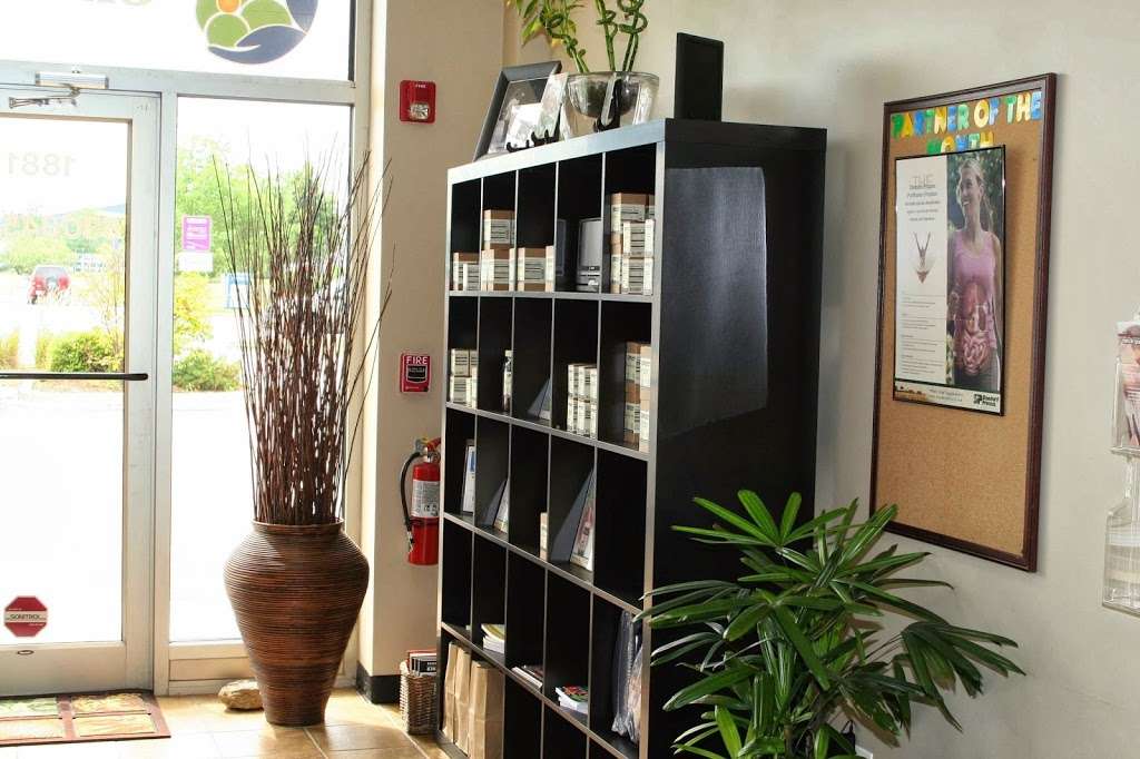 The Chiropractic People | 1881 S Randall Rd, Geneva, IL 60134, USA | Phone: (630) 845-8925