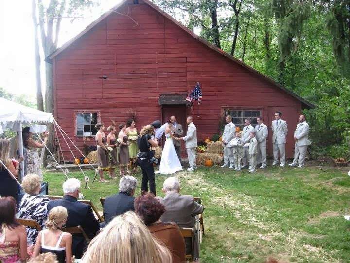 Memorable Wedding Ceremonies | Bainbridge Pl, Newburgh, NY 12550, USA | Phone: (845) 629-7880