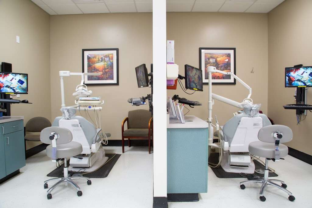 Western Dental & Orthodontics in 1820 N 75th Ave, Phoenix, AZ 85035, USA