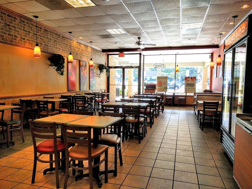 Subway Restaurants | 8960 Burke Lake Rd Unit 5 Kings Park, Shopping Center, Springfield, VA 22151, USA | Phone: (703) 978-6098