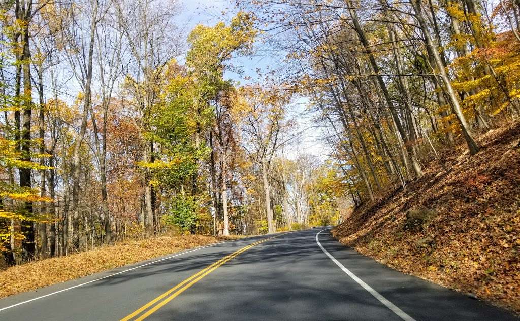 Roaring Rock Park | Harmony Brass Castle Rd, Washington, NJ 07882, USA | Phone: (908) 689-7200