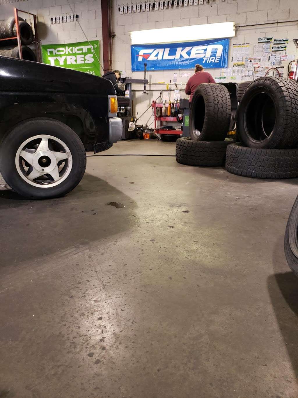 Castellon Tires | 3117 Depot Rd, Hayward, CA 94545, USA | Phone: (510) 395-0626