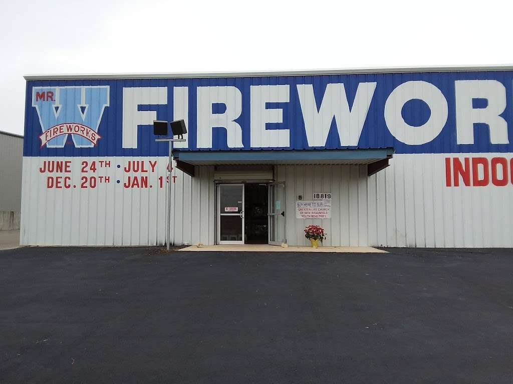 Mr. W. Fireworks | 18819 FM 2252, San Antonio, TX 78266, USA | Phone: (210) 651-4320