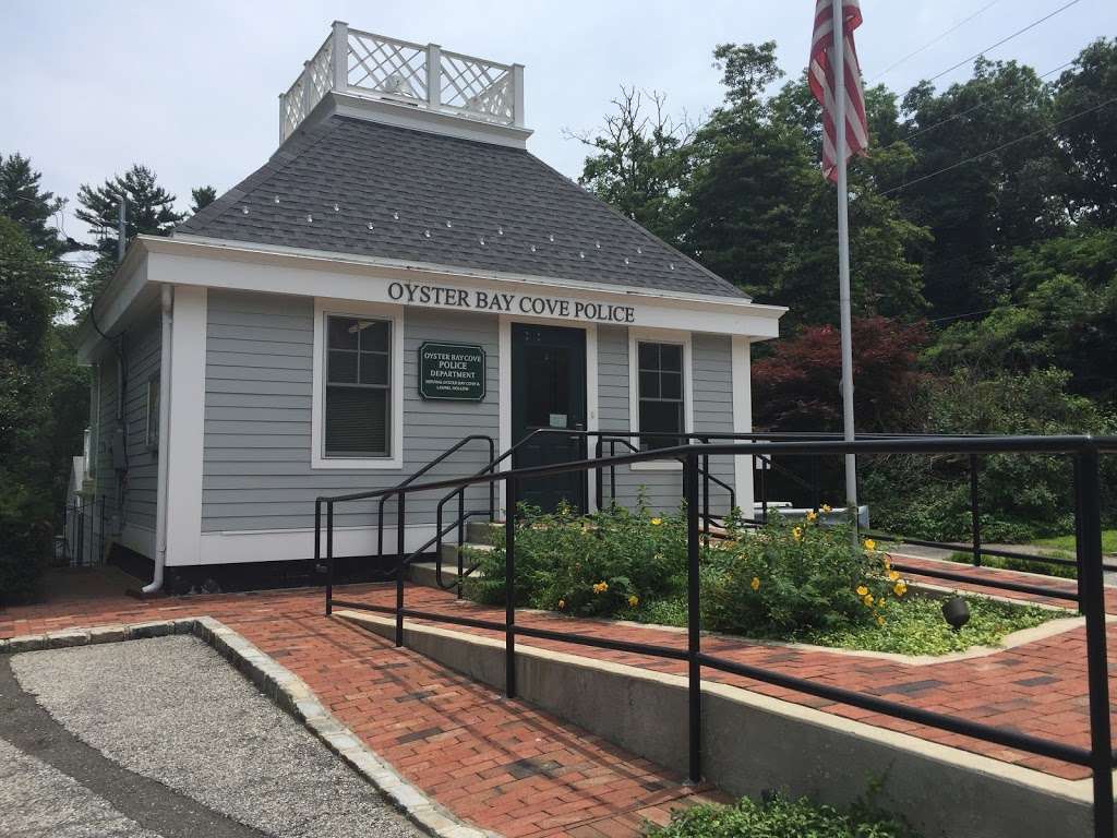 Oyster Bay Cove Police Department | Berry Hill Rd, Oyster Bay, NY 11771, USA | Phone: (516) 922-6363
