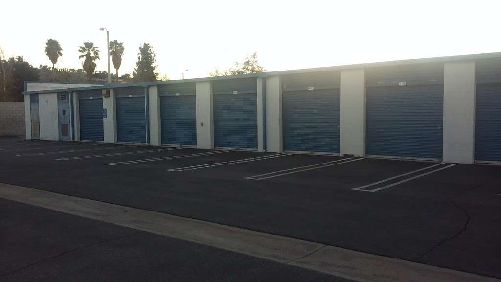 Highway Self Storage | 26950 Weyerhauser Way, Santa Clarita, CA 91351 | Phone: (661) 250-3975