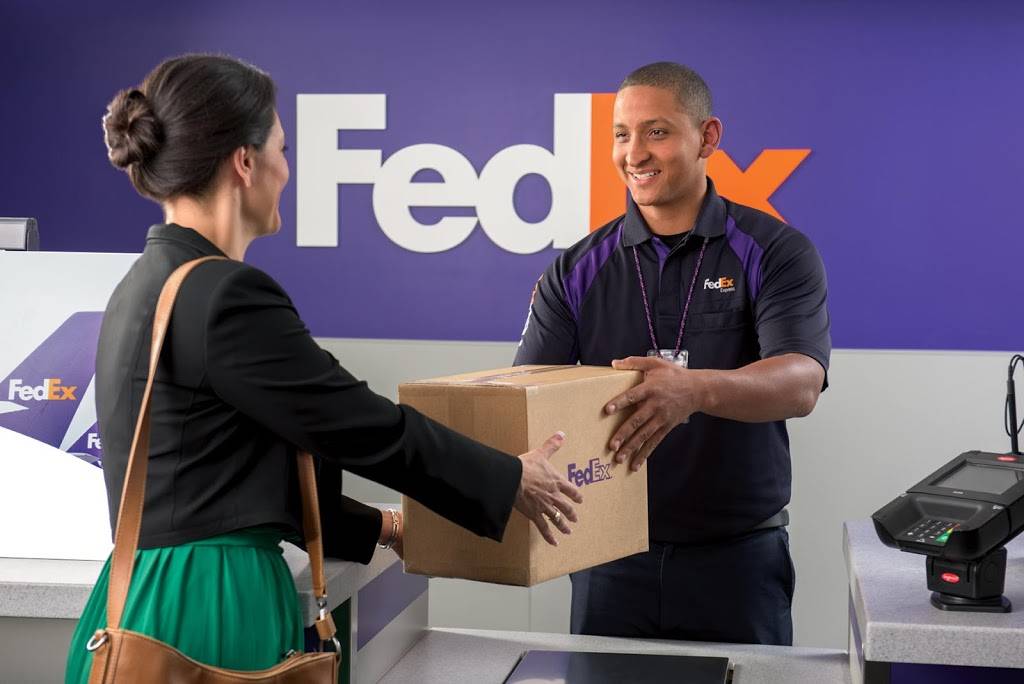 FedEx Ship Center | 945 S Sunnyside Ave, San Bernardino, CA 92408, USA | Phone: (800) 463-3339