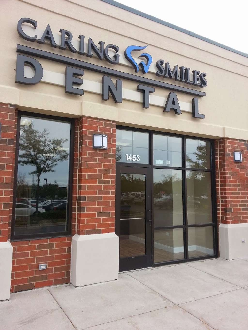 Caring Smiles Dental | 1453 Palatine Rd, Hoffman Estates, IL 60192, USA | Phone: (847) 776-4537