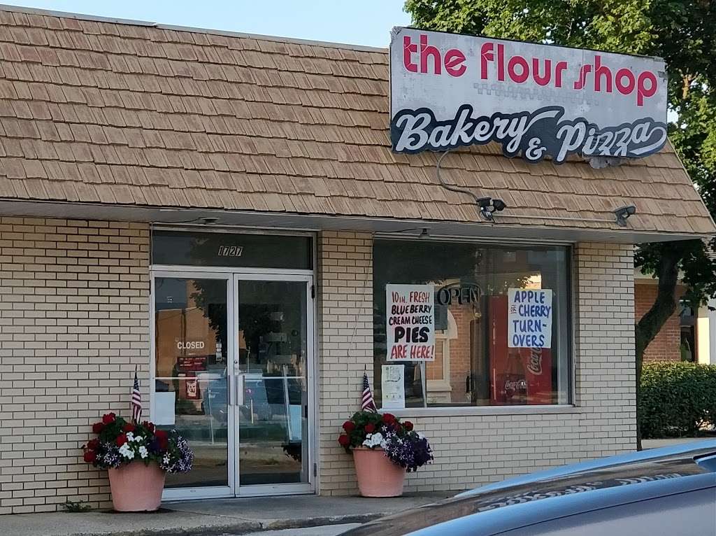 Flour Shop Bakery & Pizza | 1727 W John Beers Rd, Stevensville, MI 49127, USA | Phone: (269) 429-3259