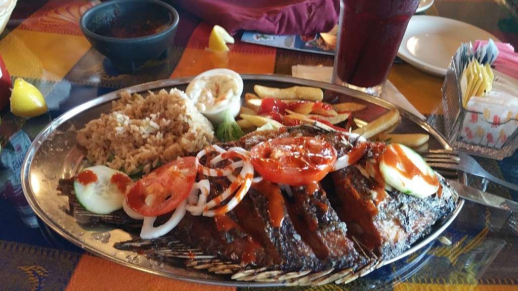 Mannys Mexican Grill & Seafood | 11703 Eastex Fwy, Houston, TX 77039, USA | Phone: (832) 672-7549