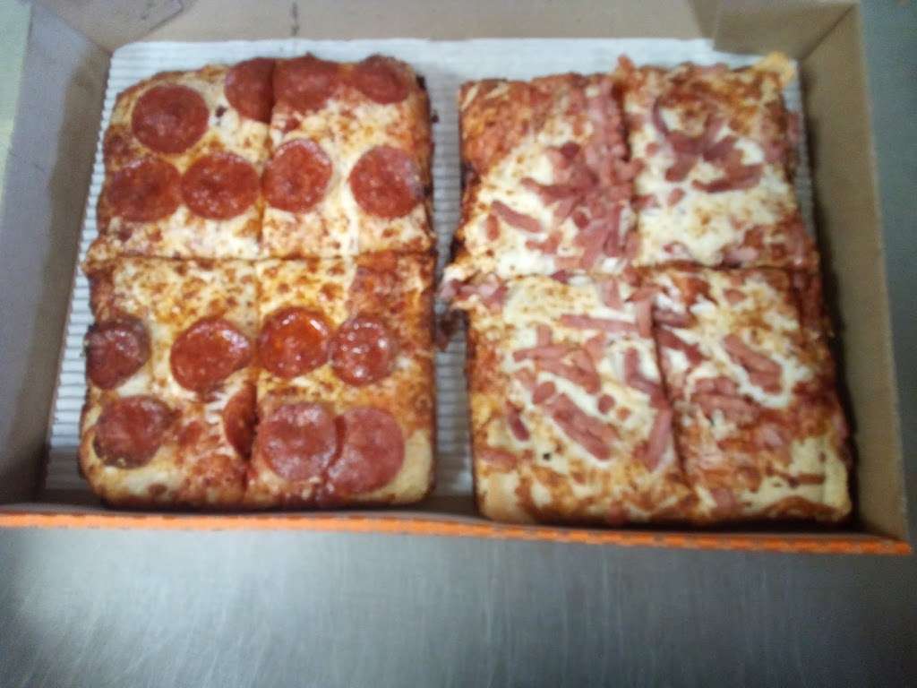 Little Caesars Pizza | 1835 N Garland Ave, Garland, TX 75040, USA | Phone: (214) 703-8288