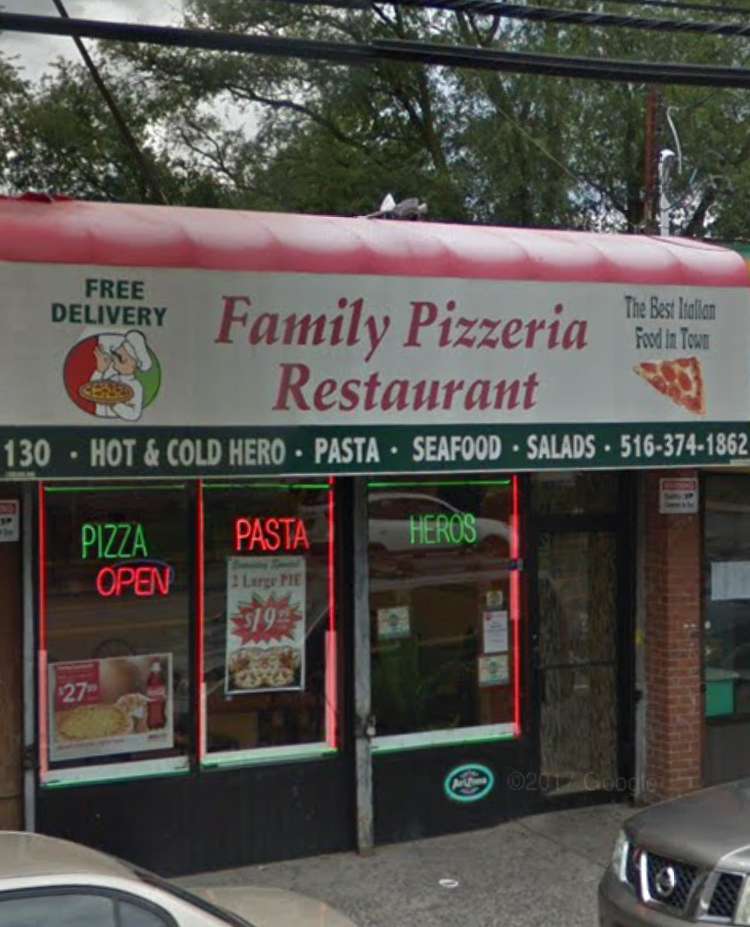 Family Pizzeria | 130 Mill Rd, Valley Stream, NY 11581 | Phone: (516) 374-1862