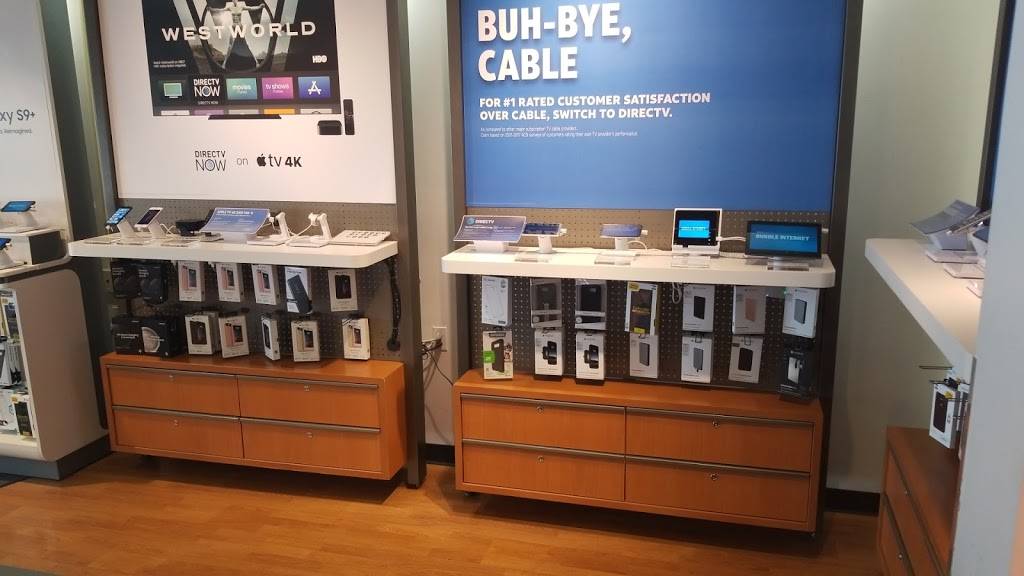 AT&T Store | 3839 W 1st St Suite B-4, Santa Ana, CA 92703, USA | Phone: (714) 265-4088