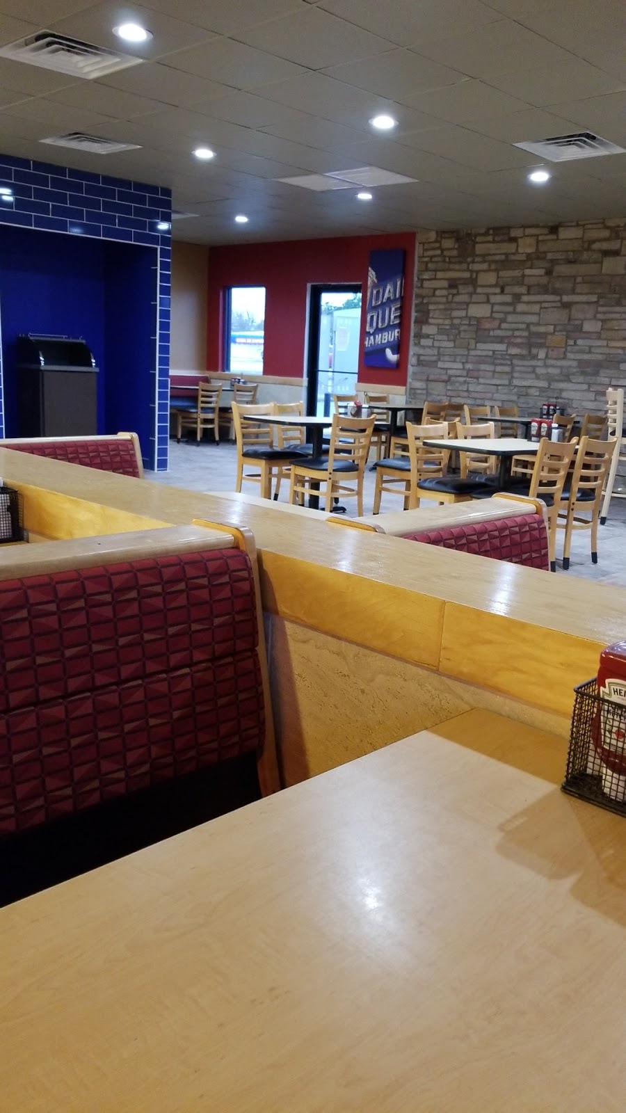 Dairy Queen Store | 9102 TX-146, Mont Belvieu, TX 77580 | Phone: (281) 576-6526