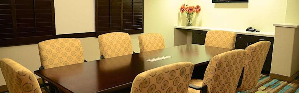 Candlewood Suites Denver Northeast - Brighton | 2204 South Medical Center Dr, Brighton, CO 80601 | Phone: (303) 659-6929