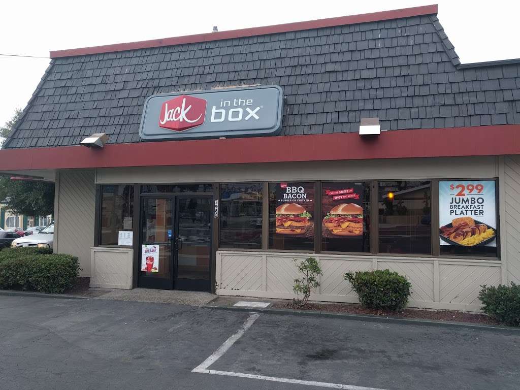 Jack in the Box | 3980 E Ocean Blvd, Long Beach, CA 90803, USA | Phone: (562) 439-6798