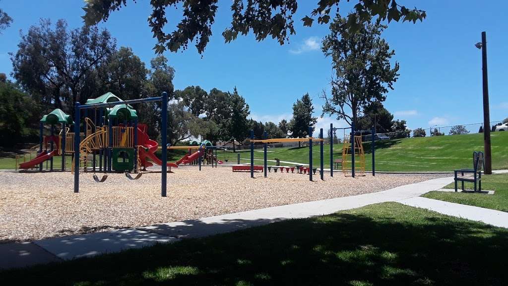 Libby Lake Park | 504 Calle Montecito, Oceanside, CA 92057, USA | Phone: (760) 435-5041