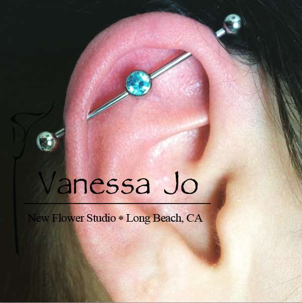 New Flower Studio Body Piercing and Jewelry | 1180 N Studebaker Rd, Long Beach, CA 90815 | Phone: (562) 363-5003